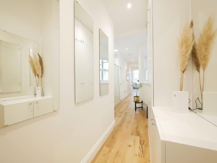 Newly Refurbished 2 Bed Apartment In Paddington لندن المظهر الخارجي الصورة
